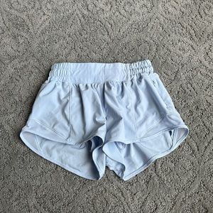 Lululemon Hotty Hot Short 2.5in